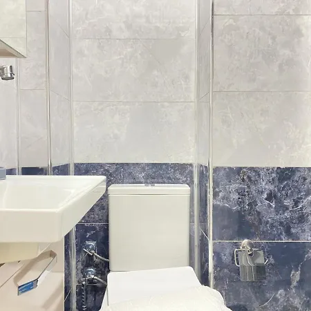 Chic Studio Flat 5 Min To Trump Tower And Metro شقة *